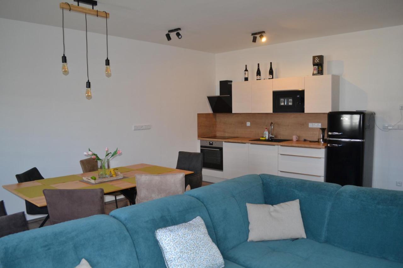 Kvitko Apartment Frymburk Ngoại thất bức ảnh